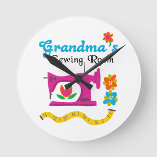GRANDMAS SEWING ROOM ROUND CLOCK