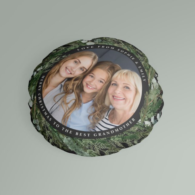 Grandmother foliage wreath photo Christmas black Round Cushion (Creator Uploaded)