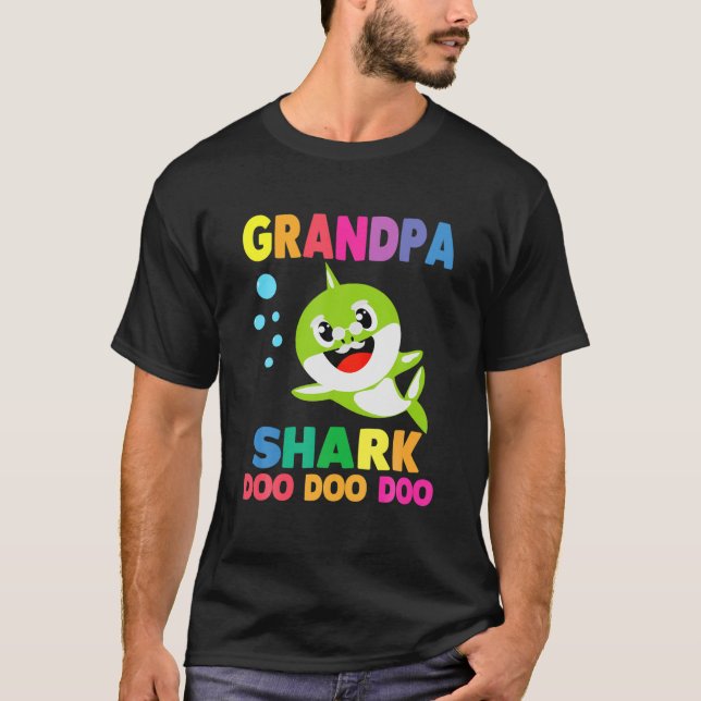 Grandpa Shark Gift Cute Baby Shark Family Matching T-Shirt (Front)