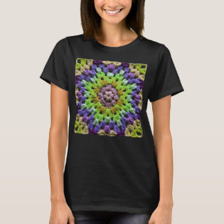 Granny Square Crochet Pattern Seventies Retro Lil T-Shirt