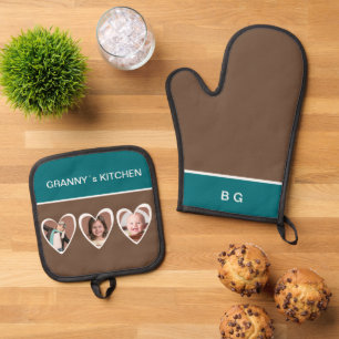 grannys kitchen 3 grandchildren photo oven mitt & pot holder set