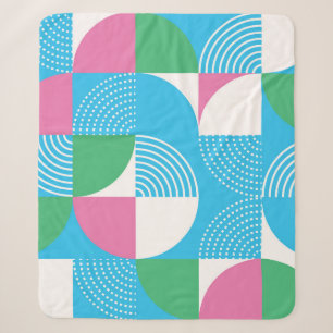 Graphic circles: vintage seamless motif. sherpa blanket