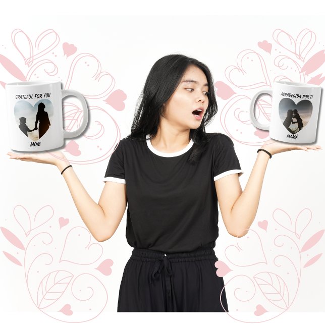 Grateful Agradecida Bilingual Mother's Day Heart Large Coffee Mug (Bilingual mother's day mug. Grateful for you mom text, agradecida por ti mama Spanish. Multilingual )