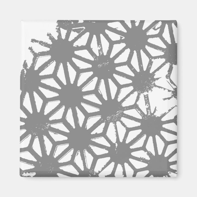 Gray geometric pattern magnet (Front)