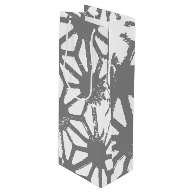 Gray geometric pattern wine gift bag (Front Angled)