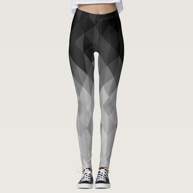 Grayscale triangle geometric squares pattern leggings (Front)