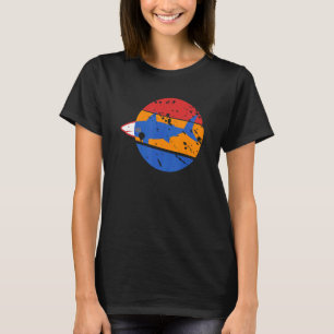 Great Black Shark Retro Style Art Funny Shark Desi T-Shirt