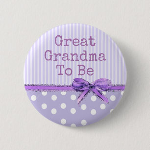 Great Grandma to be Baby Shower Button: Purple Bow 6 Cm Round Badge