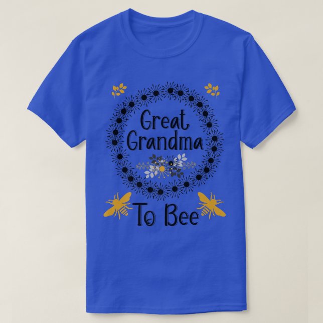 Great Grandma To Be Pregnancy Announcement Floral  T-Shirt (Design Front)