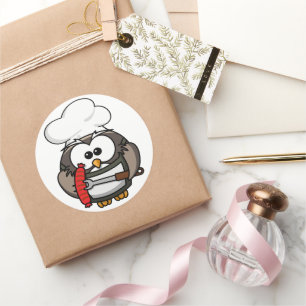 Great horn owl with BBQ in hand Classic Round Sticker
