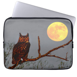 Great Horned Owl Full Moon Laptop Sleeve