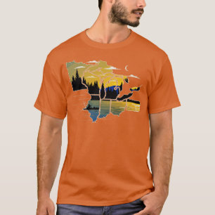 Great Lakes Sunset Kayak Fishing Original Great La T-Shirt