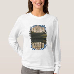 Great Palace of Czar Paul I, exterior T-Shirt