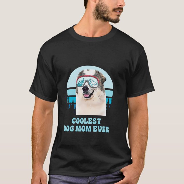 Great Pyrenee Skiing Winter Coolest Dog Mum Ever L T-Shirt (Front)