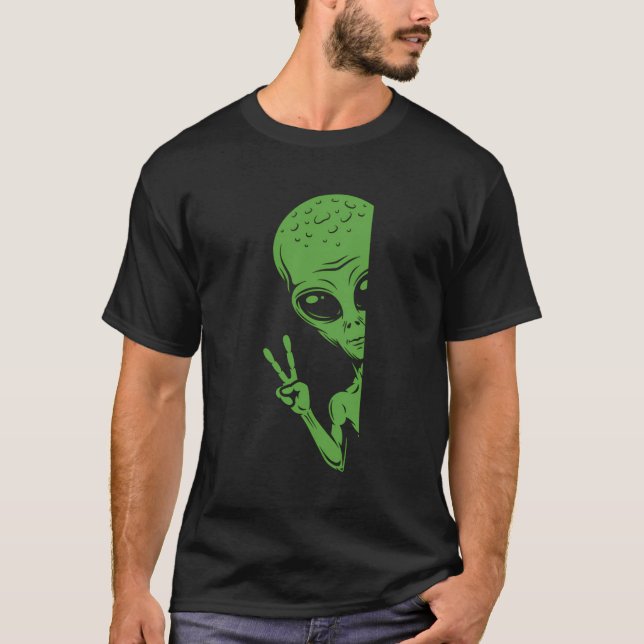 Green Alien Peeking Funny Alien Extraterrestrial S T-Shirt (Front)