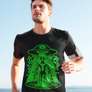 Green Alien Spacecraft Spaceship Cool Retro Style  T-Shirt