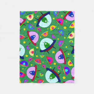 Green alien spaceship pattern fleece blanket