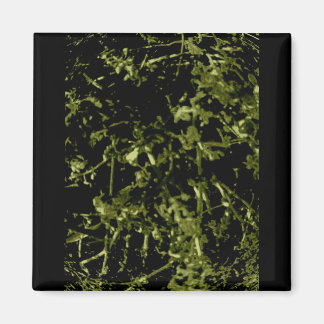 GREEN AND BLACK ABSTRACT PIN MAGNET