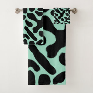 Green and Black Poison Dart Frog Bath Towel Set
