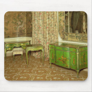 Green and gold lacquer furniture in the state mouse mat