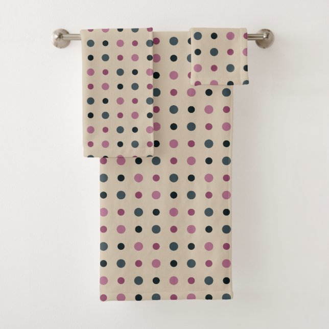 Green and Pink Dots Bath Towel Set (Insitu)