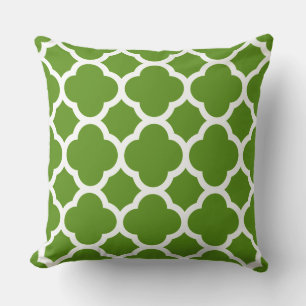 Green and White Quatrefoil Pattern Cushion