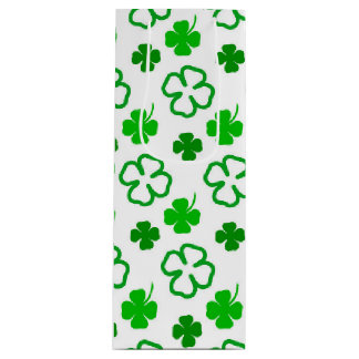 Green and White Shamrock St Patrick’s Day Gift Bag