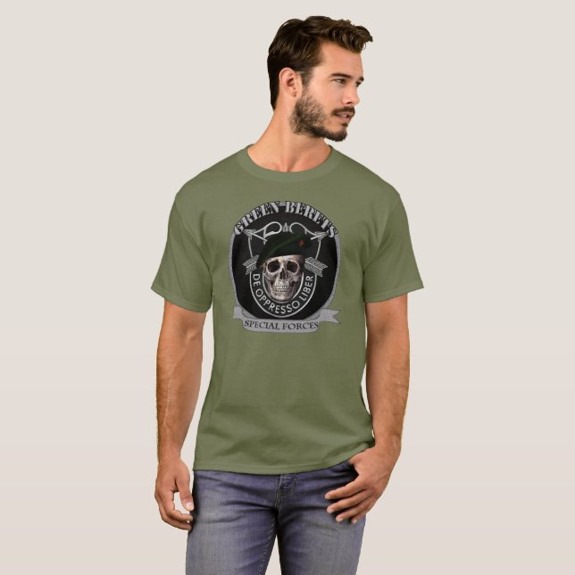GREEN BERET SPECIAL FORCES GEAR T-Shirt (Front Full)