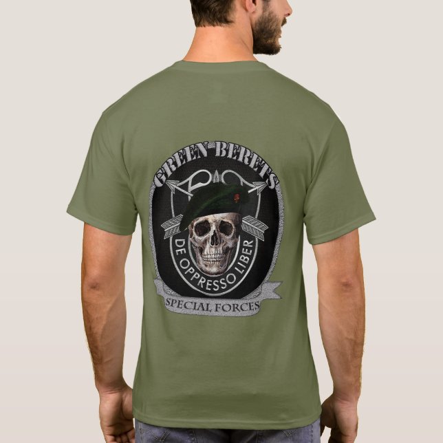 GREEN BERET SPECIAL FORCES GEAR T-Shirt (Back)