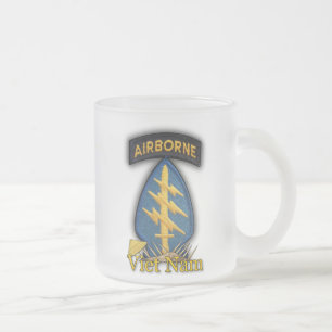 green berets special forces sfg nam frosty Mug
