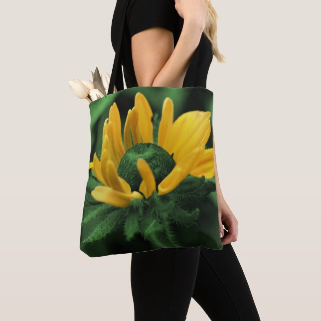 Green Black Eyed Susan Flower Abstract Tote Bag (Close Up)