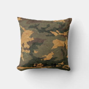 Green camouflage pattern vintage 2020 cushion