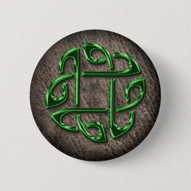 Green celtic knot on genuine leather 6 cm round badge (Front)