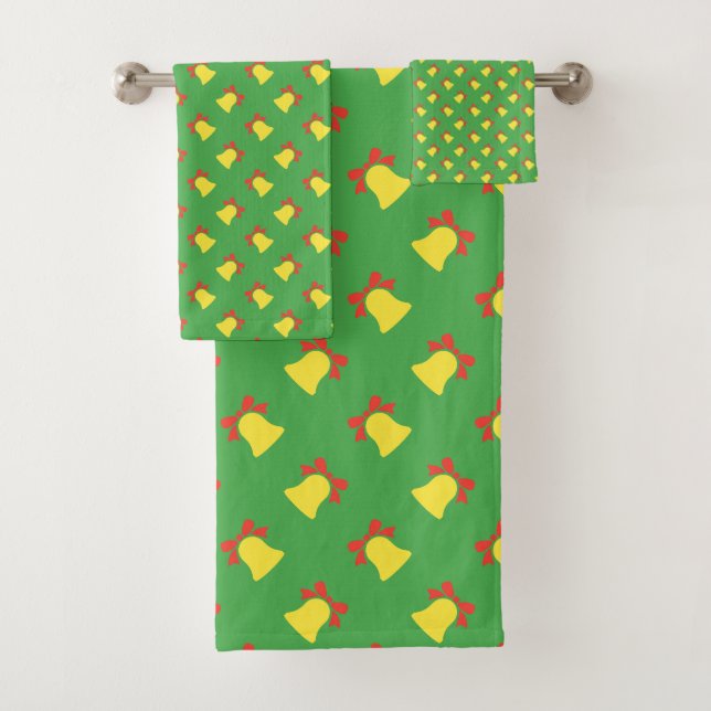 Green Christmas Bell Seamless Pattern Bath Towel Set (Insitu)