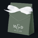 Green Classic Modern Monogram Wedding Favour Box<br><div class="desc">Green Classic Modern Monogram Wedding Favour Boxes</div>