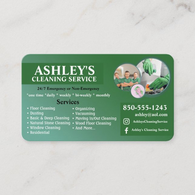 Green Cleaning Service Business Card  (Front)