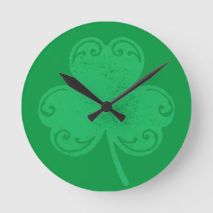 Green Clover  Round Clock