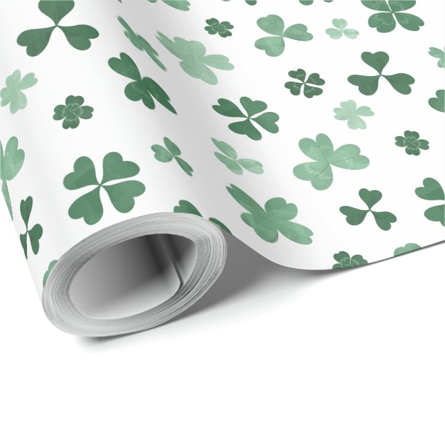 Green clover St Patrick's Day wrapping paper  (Roll Corner)
