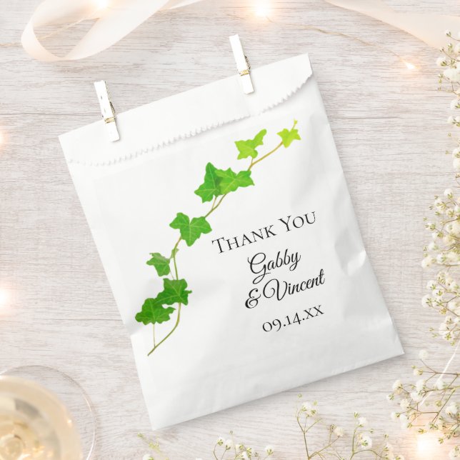 Green English Ivy Vine Foliage Wedding Favour Bags (Clipped)
