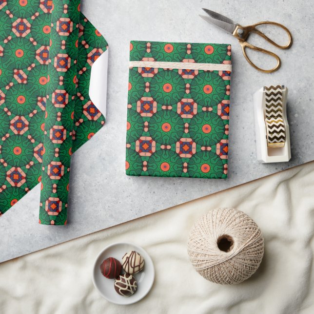 Green geometric circles pattern wrapping paper (Crafts)