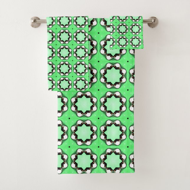 Green geometric mandala pattern  bath towel set (Insitu)