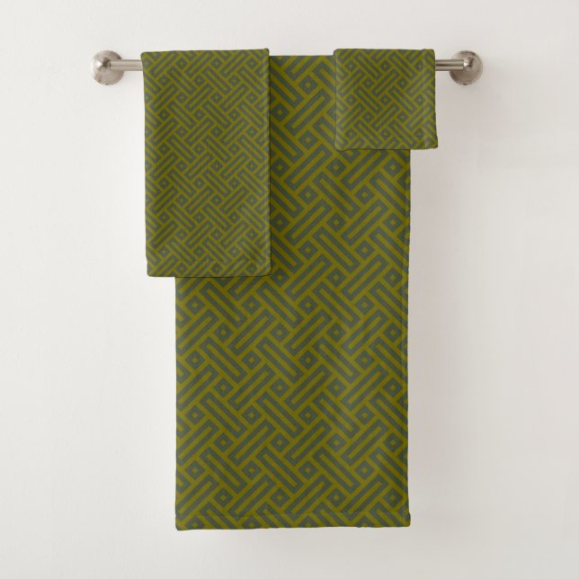 green geometric pattern bath towel set (Insitu)