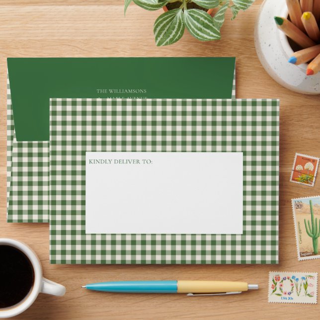 Green Gingham Plaid Christmas Holiday Matching Envelope (Desk)
