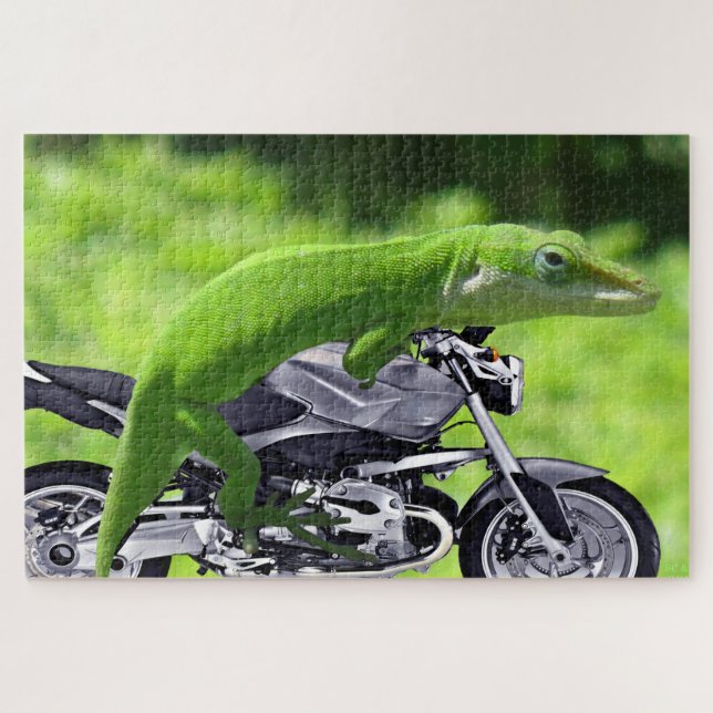 Green Hawaiian Gecko Rider Puzzle (Horizontal)