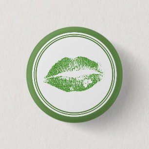 Green Irish Kiss & White Circle Frame 3 Cm Round Badge