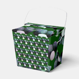 Green Lawn Bowls Pattern, Birthday Favor Box