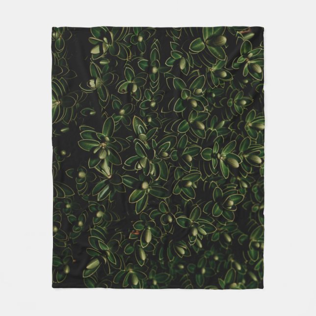 Green leaf plant fleece blanket (Front)