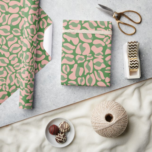 Green Leopard Print Wrapping Paper (Crafts)