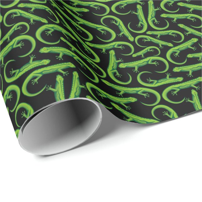 Green Lizard Pattern Wrapping Paper (Roll Corner)