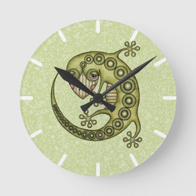 Green Lizard Round Clock (Front)